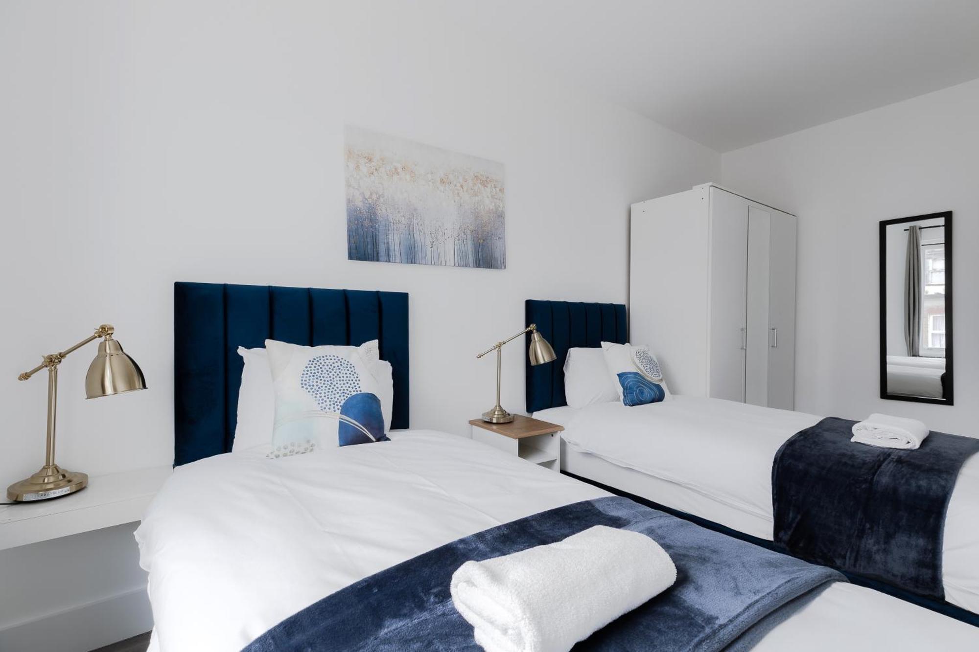Wonderful Apartments Near Portobello Road Лондон Екстер'єр фото