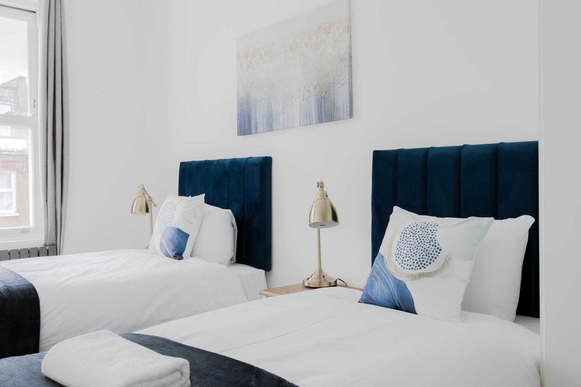 Wonderful Apartments Near Portobello Road Лондон Екстер'єр фото