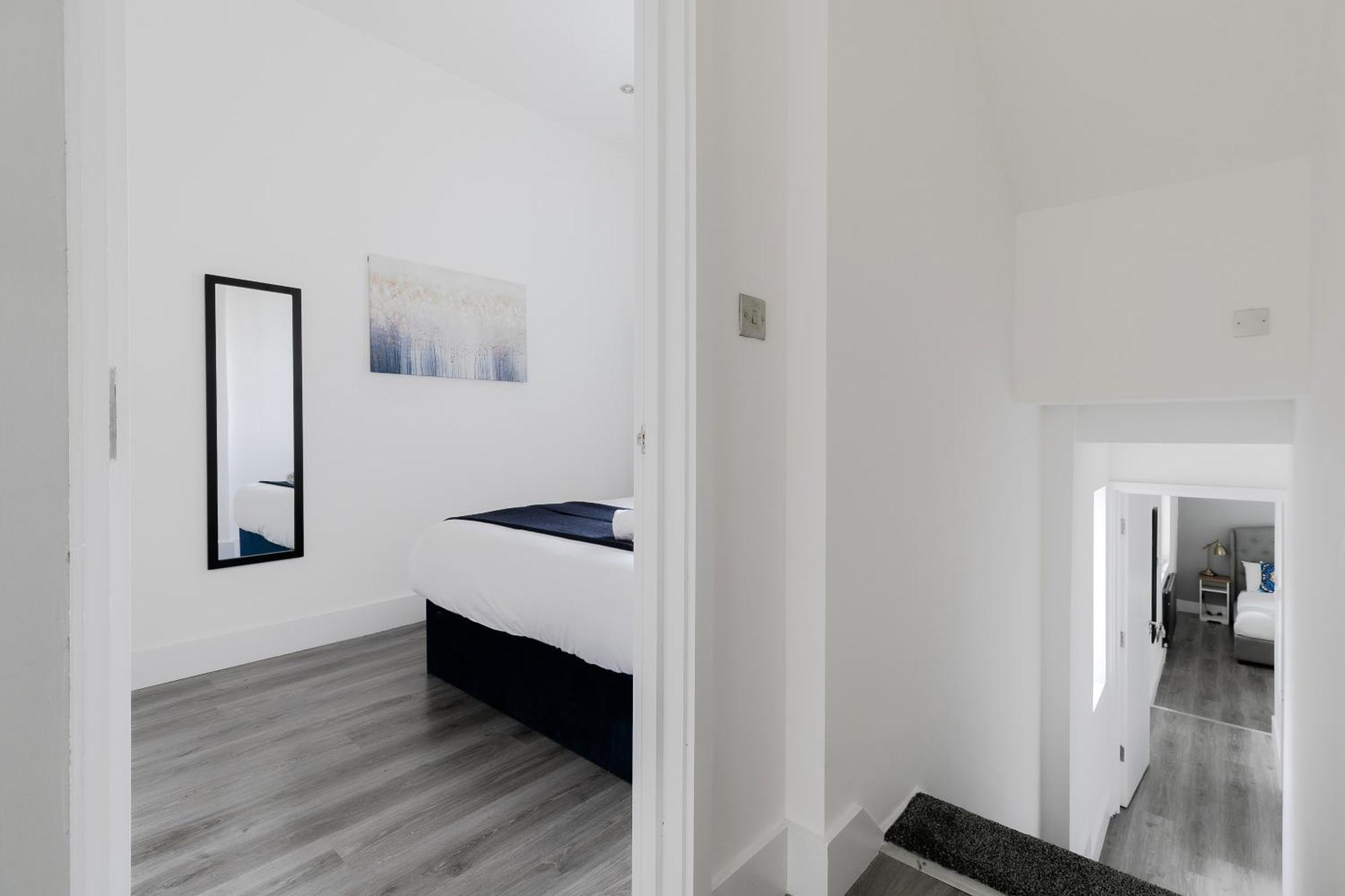 Wonderful Apartments Near Portobello Road Лондон Екстер'єр фото