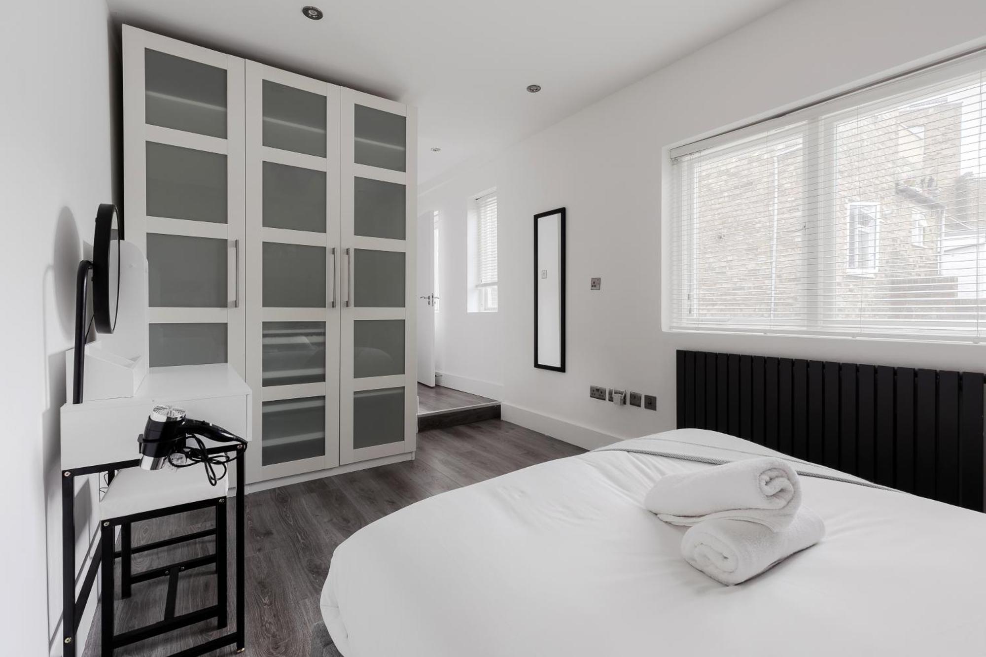 Wonderful Apartments Near Portobello Road Лондон Екстер'єр фото